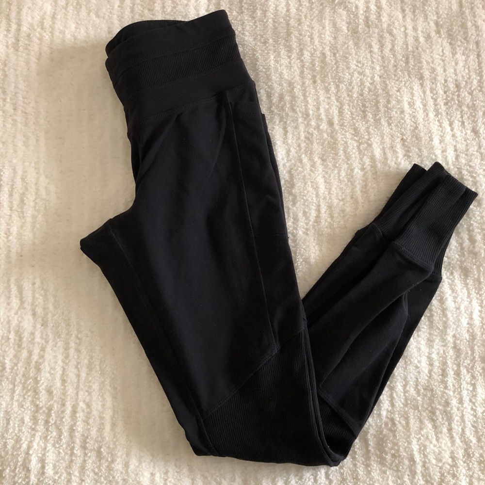 Athleta Moto Style Leggings Sz S Black